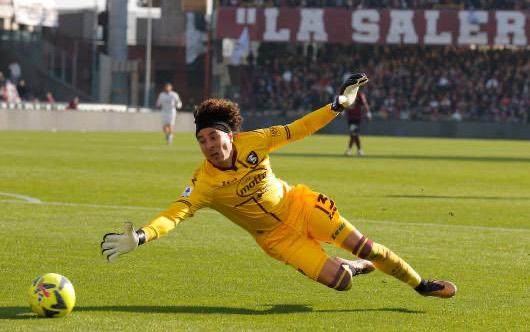 【人物】从国家英雄到意甲门神，奥乔亚的奇幻冒险